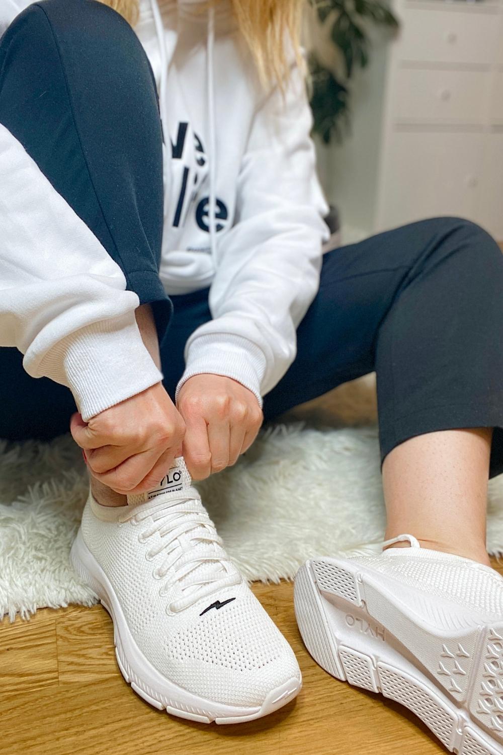 HYLO Perfect White Trainers