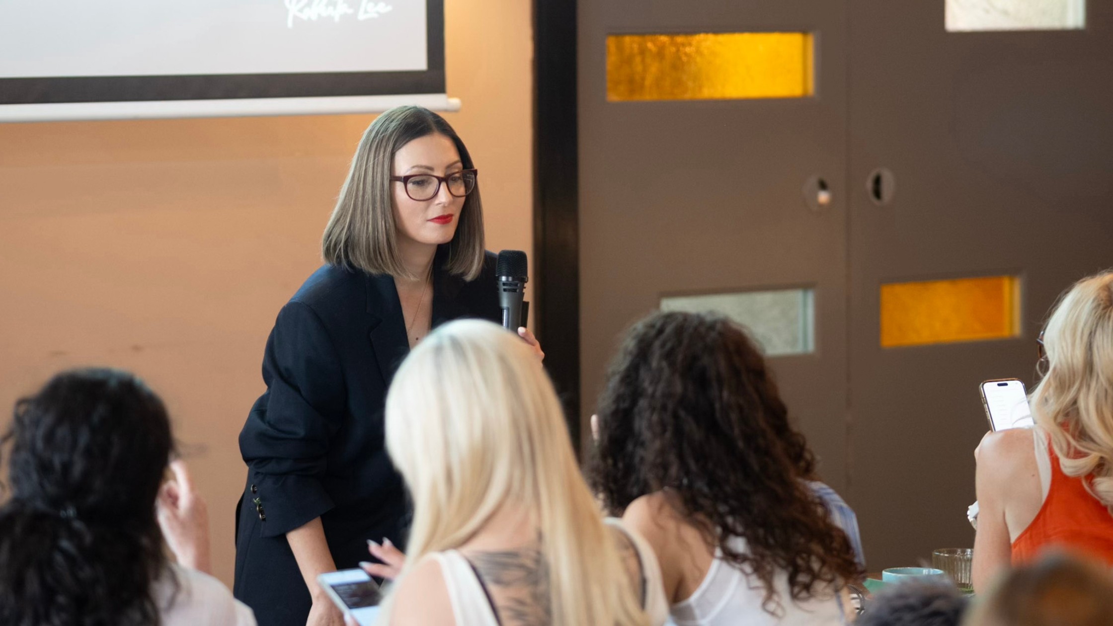 Audience and doors — Roberta speaking